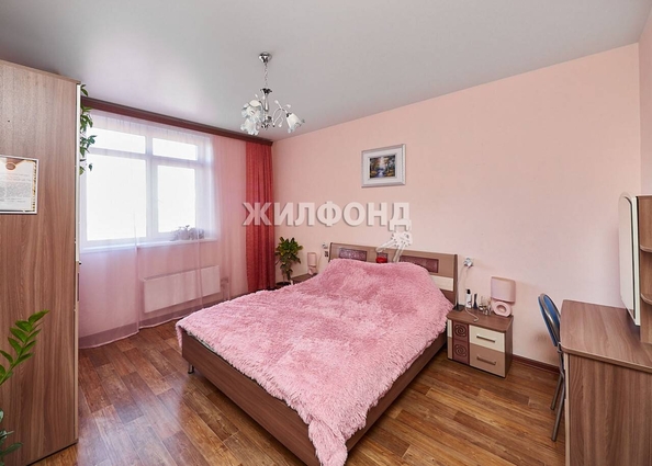 
   Продам 3-комнатную, 83.9 м², Тюленина ул, 28

. Фото 6.