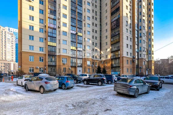 
   Продам 2-комнатную, 70.3 м², Ипподромская ул, 19

. Фото 32.