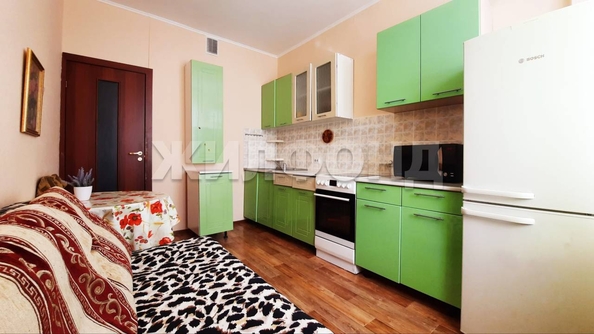 
   Продам 1-комнатную, 40.2 м², Тюленина ул, 26

. Фото 8.