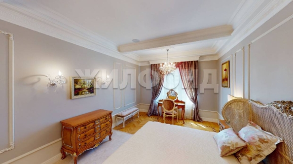 
   Продам 3-комнатную, 188.8 м², Щетинкина ул, 49

. Фото 5.