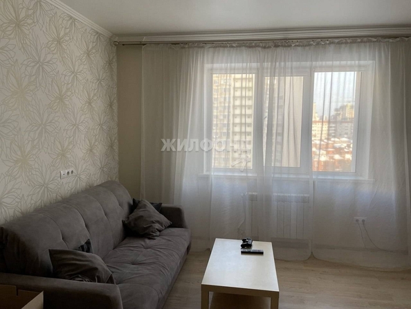 
   Продам 2-комнатную, 47.7 м², Дуси Ковальчук ул, 250

. Фото 1.