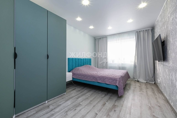 
   Продам 3-комнатную, 82.6 м², 2-й (4 мкр.) кв-л, 232

. Фото 4.