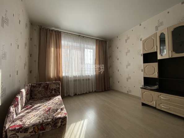 
  Сдам в аренду 1-комнатную квартиру, 49 м², Новосибирск

. Фото 8.