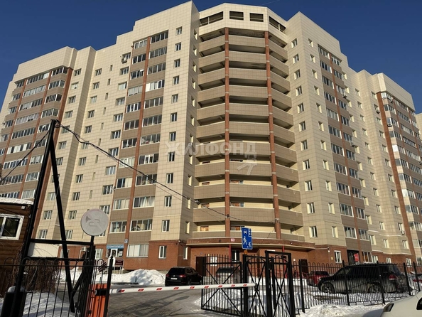 
   Продам 3-комнатную, 71.9 м², 2-й (4 мкр.) кв-л, 233

. Фото 19.