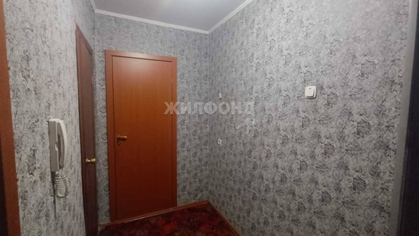 
   Продам 4-комнатную, 99 м², Троллейная ул, 71

. Фото 16.