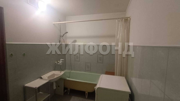 
  Продается 4-комн. квартира, 99 м², Троллейная ул, д. 71
. Фото 18.