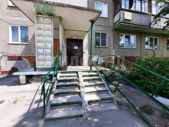 
  Продается 4-комн. квартира, 84.7 м², Троллейная ул, д. 22
. Фото 10.