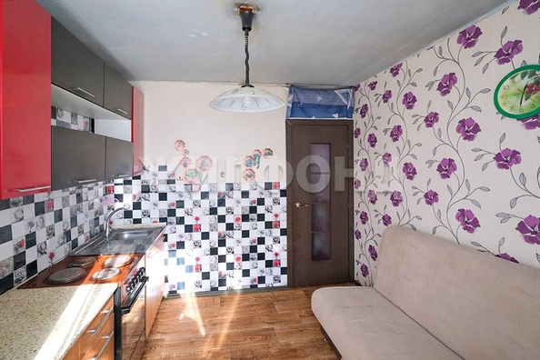 
   Продам 3-комнатную, 84.2 м², Связистов ул, 13

. Фото 8.