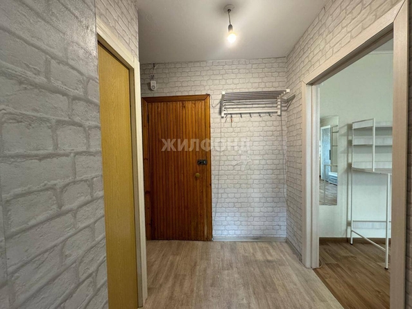 
   Продам 1-комнатную, 37.1 м², 2-й (4 мкр.) кв-л, 206

. Фото 13.