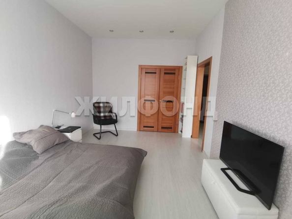 
   Продам 1-комнатную, 43 м², , 6

. Фото 2.