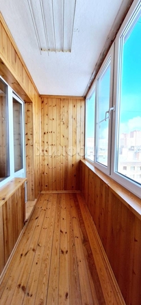 
   Продам 1-комнатную, 37.4 м², Ключ-Камышенское Плато ул, 26

. Фото 7.
