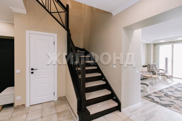 
   Продам 4-комнатную, 133.7 м², Ленинградская ул, 101/2

. Фото 16.