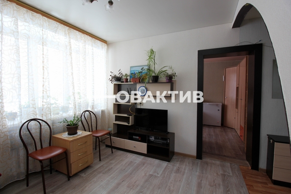 
   Продам 2-комнатную, 33 м², 

. Фото 6.