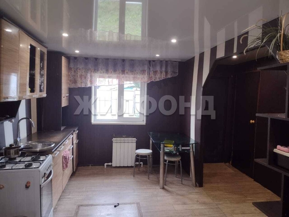 
   Продам дом, 63.2 м², Новосибирск

. Фото 7.