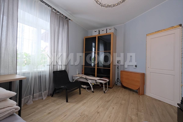 
   Продам дом, 261 м², Новосибирск

. Фото 12.