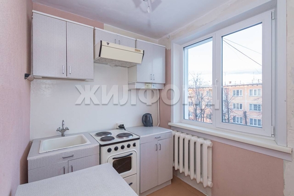 
   Продам 2-комнатную, 44.2 м², Микрорайон ул, 32

. Фото 5.