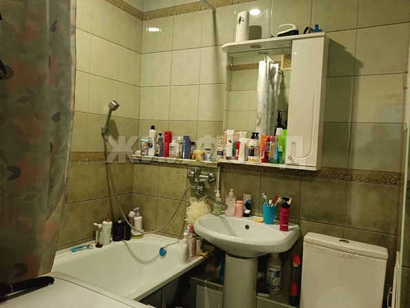 
   Продам 1-комнатную, 37 м², Забалуева ул, 51/5

. Фото 3.