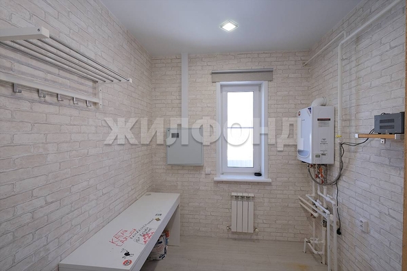 
   Продам дом, 202 м², Обь

. Фото 9.
