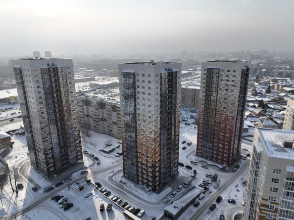 
   Продам студию, 27.5 м², Коминтерна ул, 130

. Фото 2.