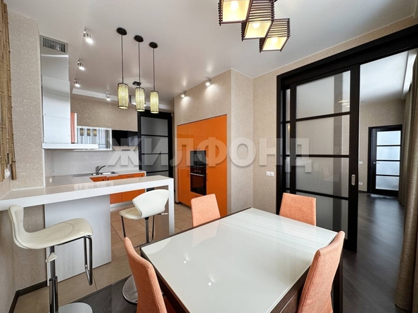 
   Продам 3-комнатную, 112.4 м², Державина ул, 77/2

. Фото 1.