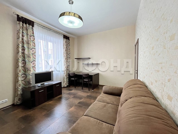 
   Продам 3-комнатную, 99.2 м², Красный пр-кт, 153Б

. Фото 13.