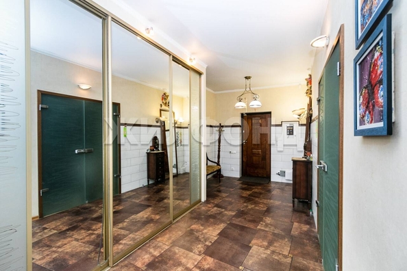 
   Продам 4-комнатную, 111.8 м², Урицкого ул, 13

. Фото 21.