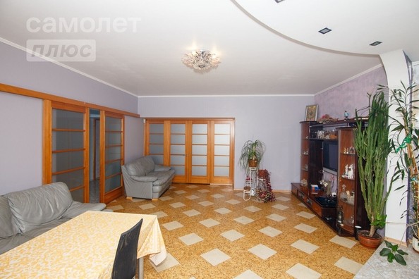 
   Продам 4-комнатную, 170.2 м², Масленникова ул, 80

. Фото 6.