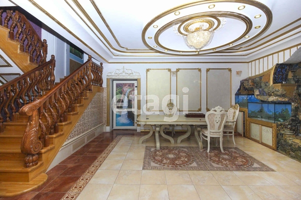 
   Продам дом, 800 м², Омск

. Фото 12.