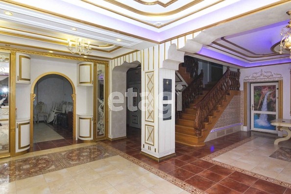 
   Продам дом, 800 м², Омск

. Фото 4.