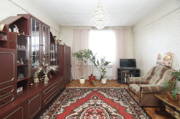 
   Продам 3-комнатную, 87.7 м², Карла Маркса пр-кт, 10

. Фото 5.