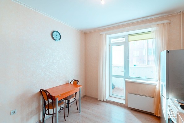 
   Продам 2-комнатную, 58.7 м², Малиновского ул, 12к6

. Фото 16.