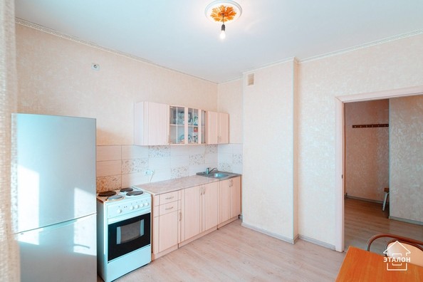 
   Продам 2-комнатную, 58.7 м², Малиновского ул, 12к6

. Фото 18.