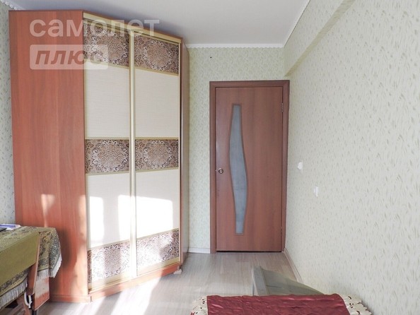 
   Продам 3-комнатную, 64 м², Малиновского ул, 13

. Фото 3.