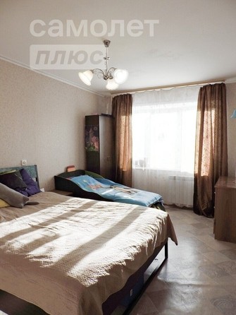 
   Продам 3-комнатную, 64 м², Малиновского ул, 13

. Фото 9.