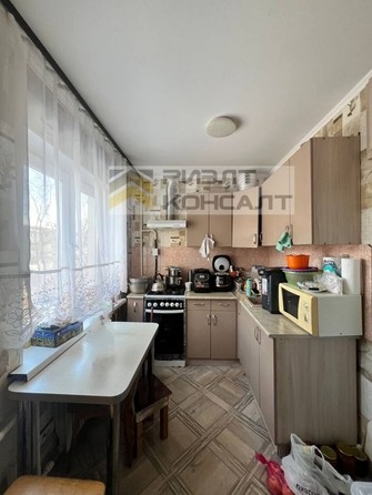 
   Продам 2-комнатную, 48 м², Малиновского ул, 9

. Фото 2.