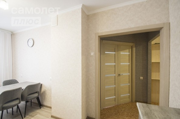 
   Продам 3-комнатную, 81.4 м², Малиновского ул, 23к2

. Фото 7.