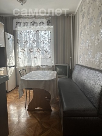 
   Продам 2-комнатную, 63.5 м², Нахимова ул, 9

. Фото 8.