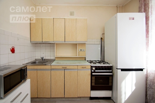 
   Продам 1-комнатную, 37.8 м², Омская ул, 112

. Фото 3.
