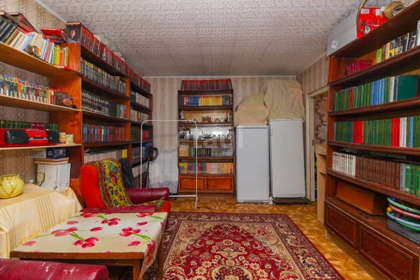 
   Продам 4-комнатную, 87 м², Жуковского ул, 31

. Фото 2.