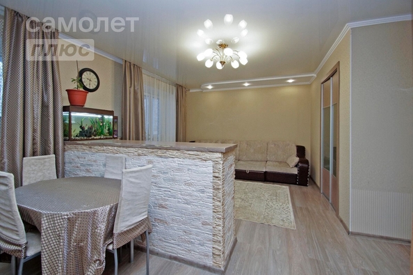 
   Продам 3-комнатную, 66.8 м², 70 лет Октября ул, 10/3

. Фото 5.