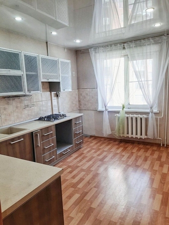 
   Продам 3-комнатную, 64.5 м², Волховстроя ул, 20

. Фото 10.