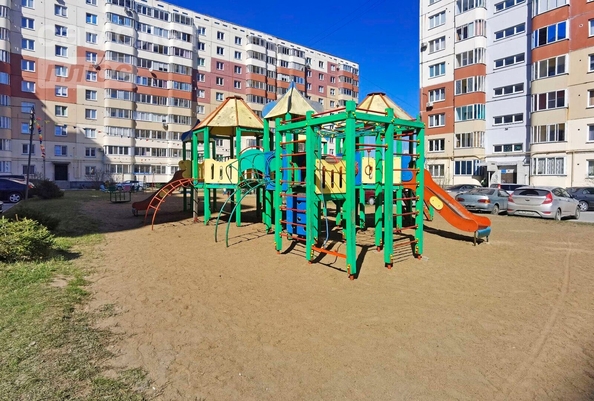 
   Продам 1-комнатную, 34 м², Амурская 21-я ул, 43

. Фото 1.