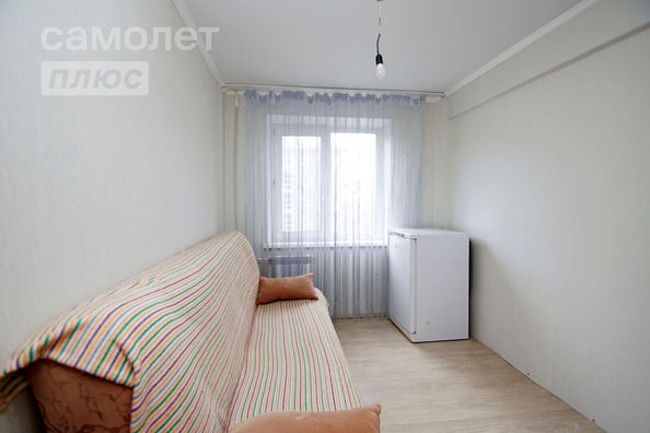 
   Продам 3-комнатную, 58.4 м², Заозерная 10-я ул, 4

. Фото 4.