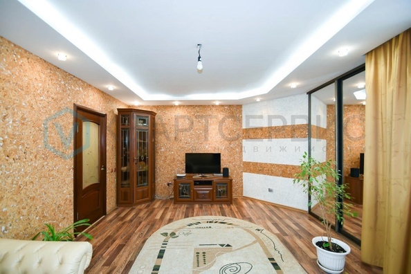 
   Продам 3-комнатную, 91 м², Орловского ул, 5

. Фото 2.