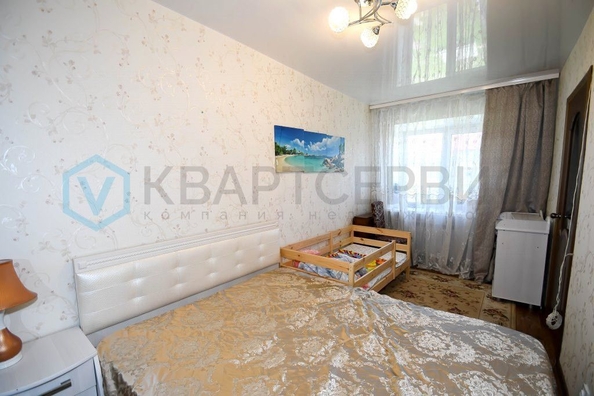 
   Продам 2-комнатную, 43 м², Масленникова ул, 241

. Фото 2.