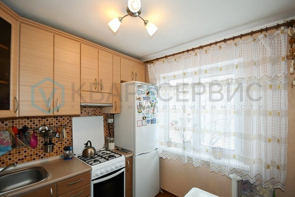 
   Продам 3-комнатную, 62 м², Краснознаменная ул, 21В

. Фото 4.