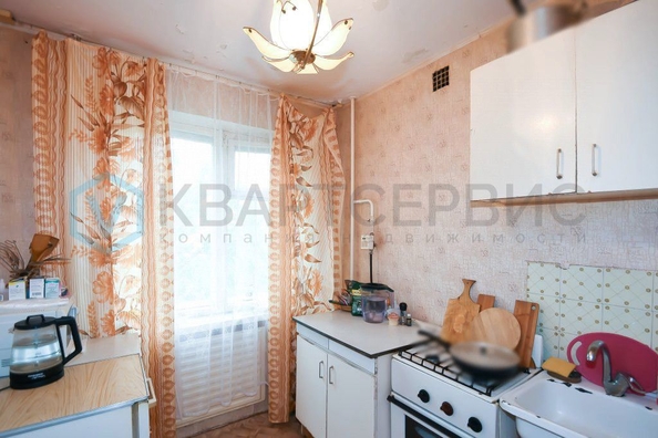 
   Продам 1-комнатную, 29.8 м², Молодова ул, 8

. Фото 9.