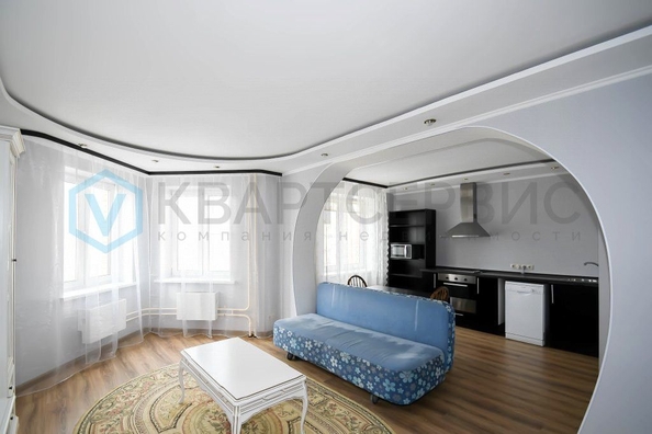 
   Продам 2-комнатную, 61.7 м², Архитекторов б-р, 4

. Фото 1.