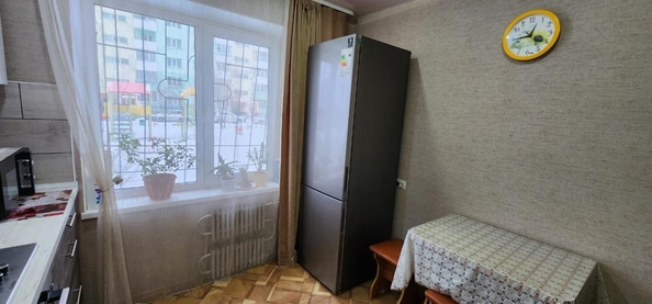 
   Продам 2-комнатную, 52.3 м², Завертяева ул, 21к1

. Фото 3.