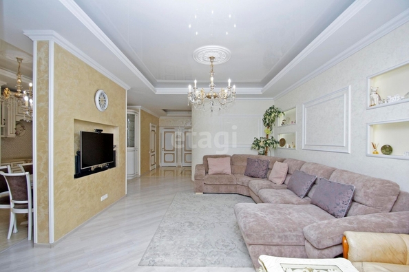 
   Продам 3-комнатную, 118.4 м², Маршала Жукова ул, 107

. Фото 7.